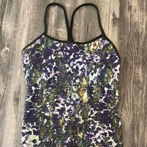 Lulu lemon Power Y Tank size 8